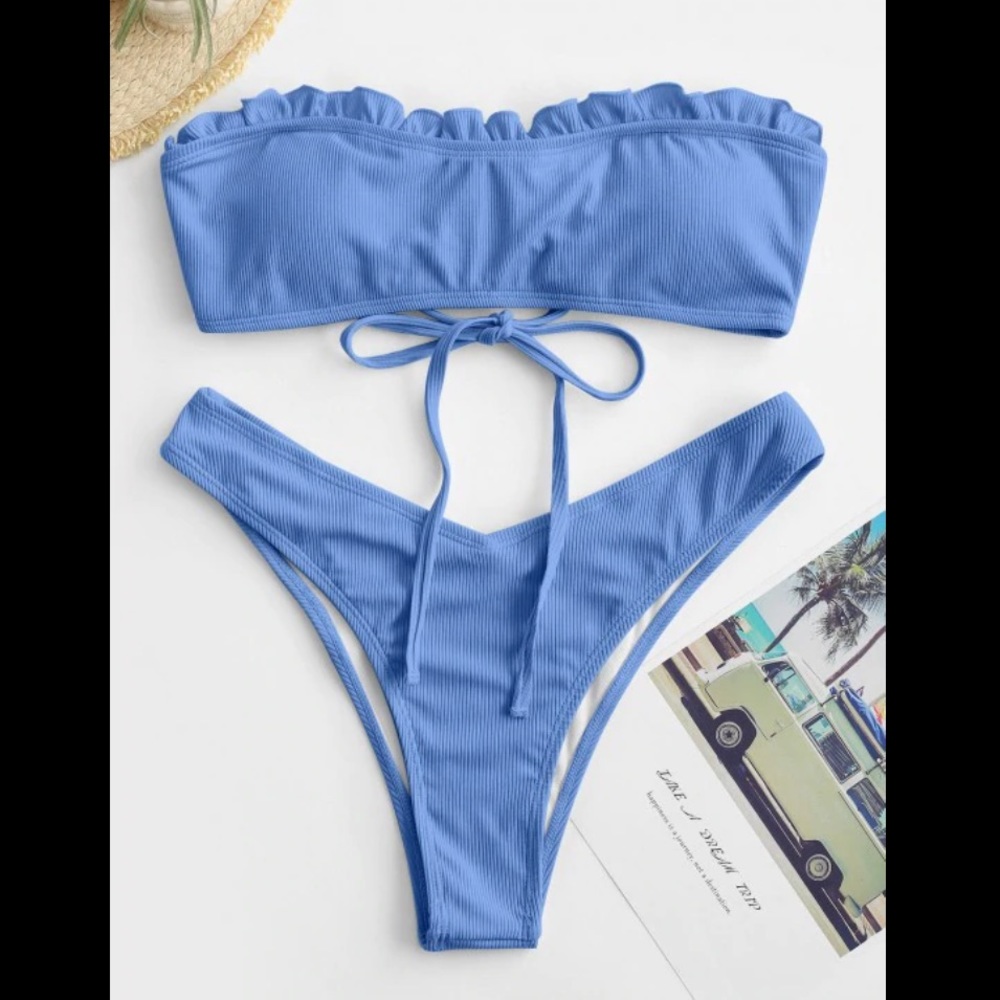 Zaful high cut frilled bandeau ribbed bikini set - Picture 1 of 5